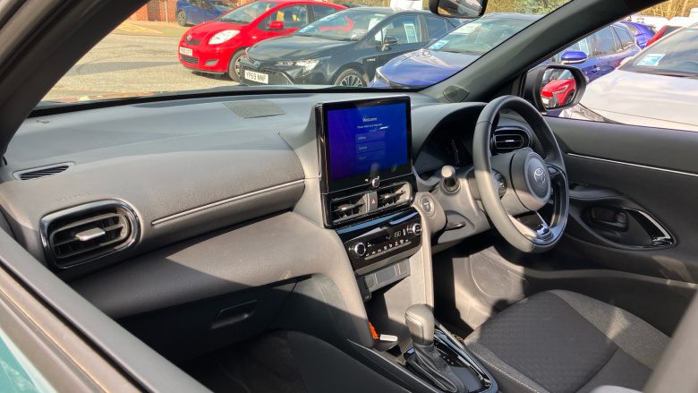 Toyota Yaris Cross 1.5 Hybrid Design 5dr CVT Hybrid Estate